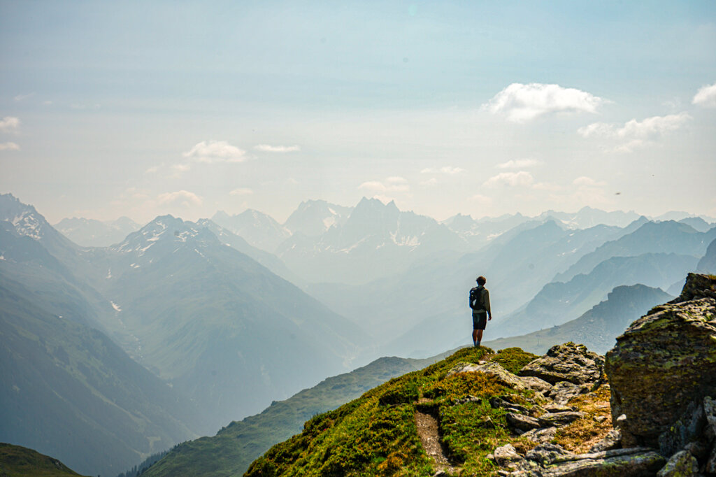 Montafon hiking paradise: Zamang Panorama Trail